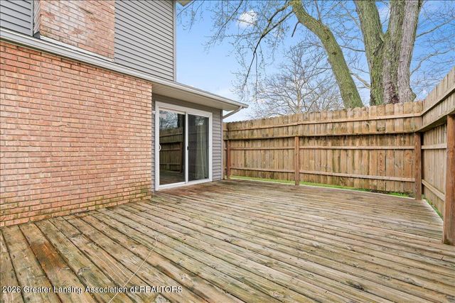 3616 Glasgow Drive, Lansing, MI 48911