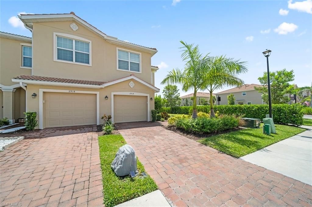2914 Citrus ST, NAPLES, FL 34120 — exterior
