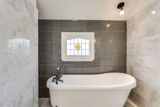 2213 Tredington Way, Edmond, OK 73034