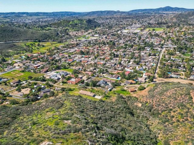 45 Carlson Court, Poway, CA 92064