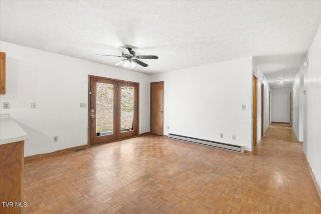 216 Fitzsimmons Hill Road, Elizabethton, TN 37643