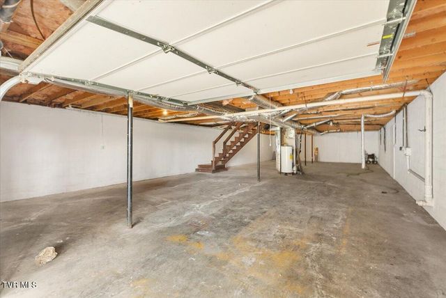 216 Fitzsimmons Hill Road, Elizabethton, TN 37643