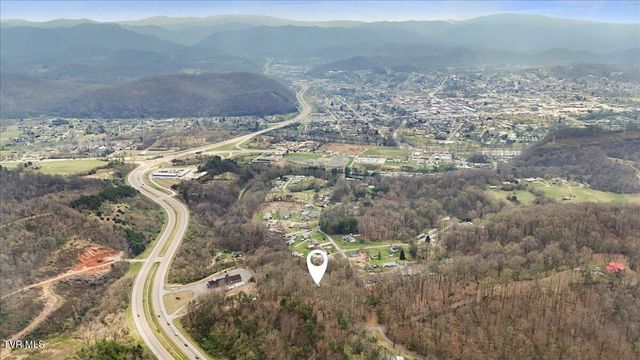 216 Fitzsimmons Hill Road, Elizabethton, TN 37643