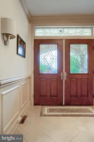 6445 MCCORMICK LN, Harrisburg, PA 17111