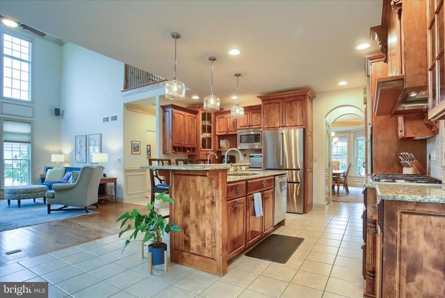 6445 MCCORMICK LN, Harrisburg, PA 17111