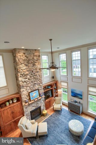 6445 MCCORMICK LN, Harrisburg, PA 17111