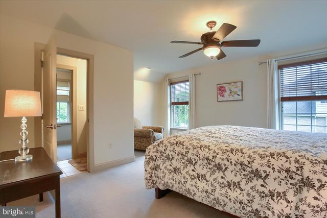 6445 MCCORMICK LN, Harrisburg, PA 17111