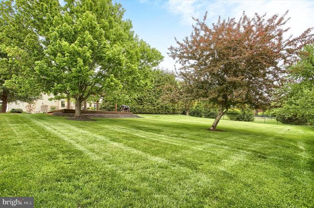 6445 MCCORMICK LN, Harrisburg, PA 17111