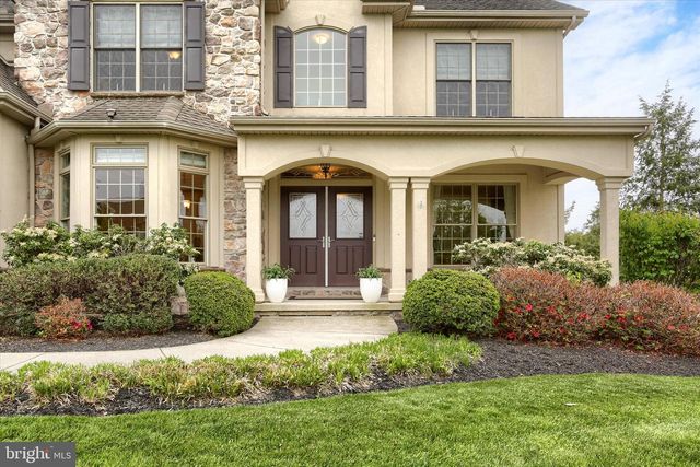 6445 MCCORMICK LN, Harrisburg, PA 17111