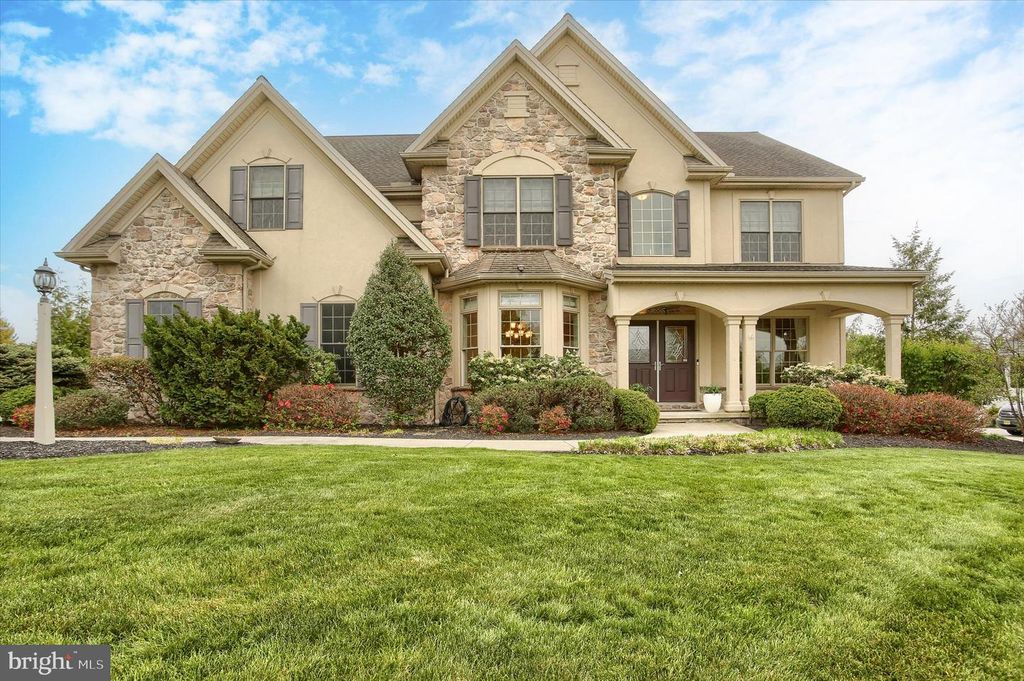 6445 MCCORMICK LN, Harrisburg, PA 17111