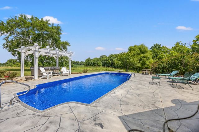 8071 Perryville Road, Danville, KY 40422