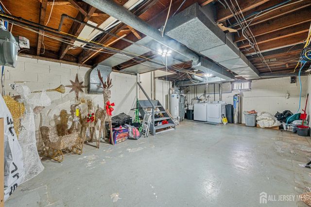 304 Maple Avenue, Middlesex, NJ 07080