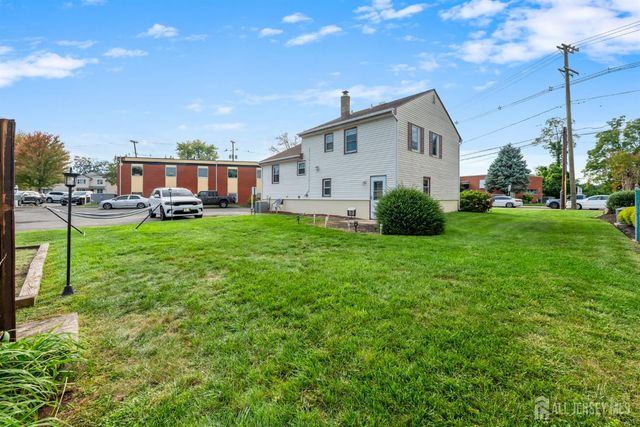 304 Maple Avenue, Middlesex, NJ 07080