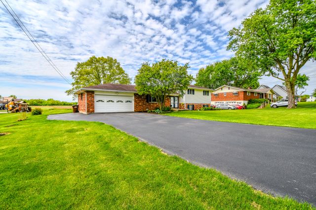 10833 Kendig Road 10833 Kendig Road, New Carlisle, OH 45344