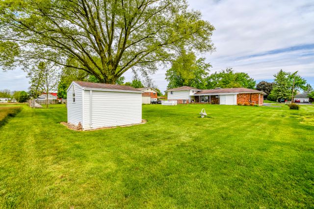 10833 Kendig Road 10833 Kendig Road, New Carlisle, OH 45344