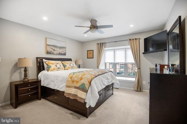 135 KINGS CROFT, Cherry Hill, NJ 08034