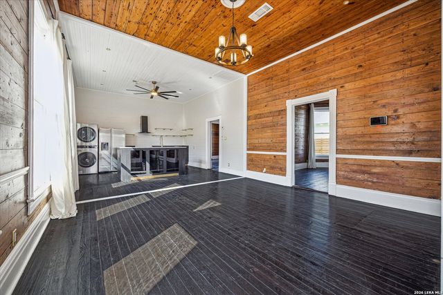 417 Warren, San Antonio, TX 78212