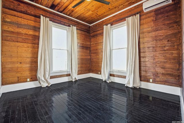 417 Warren, San Antonio, TX 78212