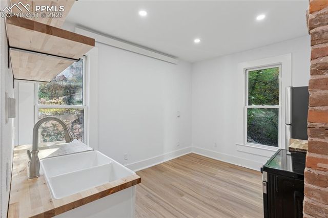 151 Ruxton Avenue, Manitou Springs, CO 80829