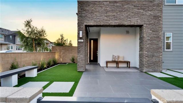 113 Junco, Irvine, CA 92618