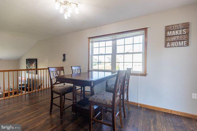 1753 RAVEN DRIVE, Chambersburg, PA 17202
