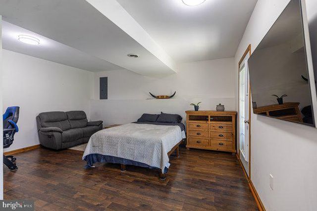 1753 RAVEN DRIVE, Chambersburg, PA 17202