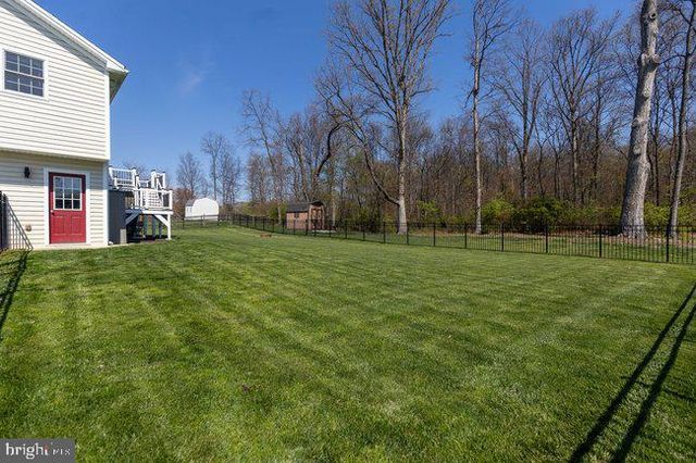 1753 RAVEN DRIVE, Chambersburg, PA 17202