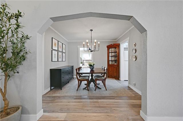 7300 Tracy Avenue, Kansas City, MO 64131