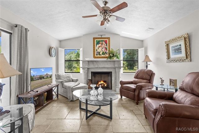 7073 N Lecanto Highway, Hernando, FL 34442