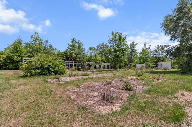 7073 N Lecanto Highway, Hernando, FL 34442