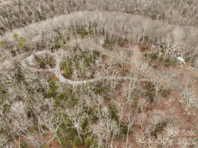 87 Trails End Road 28, Little Switzerland, NC 28749
