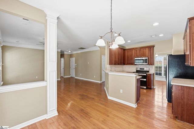 130 Horsepen Way, Simpsonville, SC 29681
