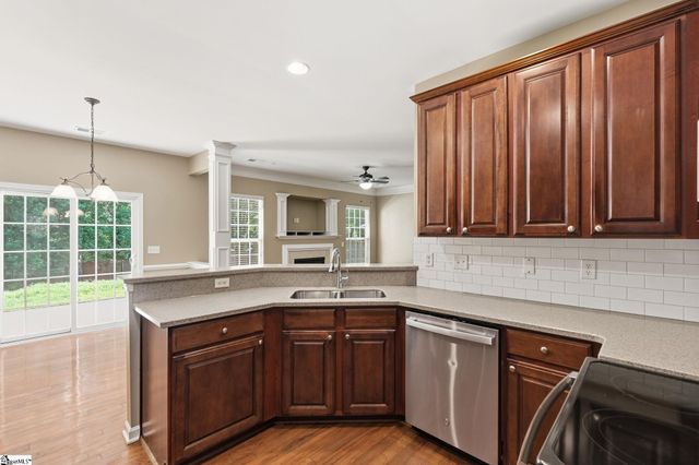 130 Horsepen Way, Simpsonville, SC 29681