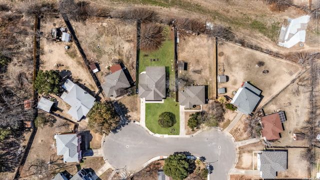 5915 Hidden Iron Cir, San Antonio, TX 78250