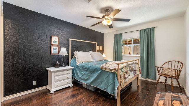 5915 Hidden Iron Cir, San Antonio, TX 78250