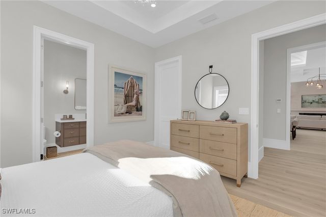 3353 Binnacle DR, Naples, FL 34103