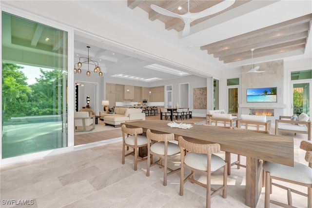 3353 Binnacle DR, Naples, FL 34103