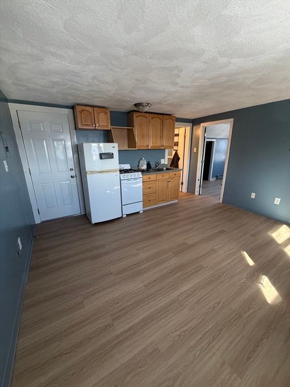 5 Cliff St 6, Beverly, MA 01915