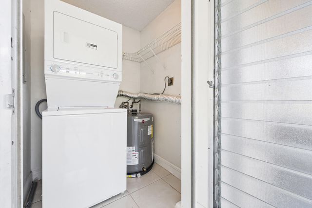 8107 NW 96th Avenue, Tamarac, FL 33321