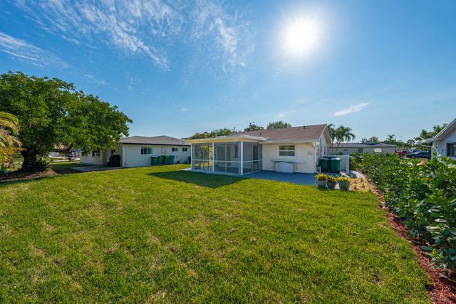 8107 NW 96th Avenue, Tamarac, FL 33321