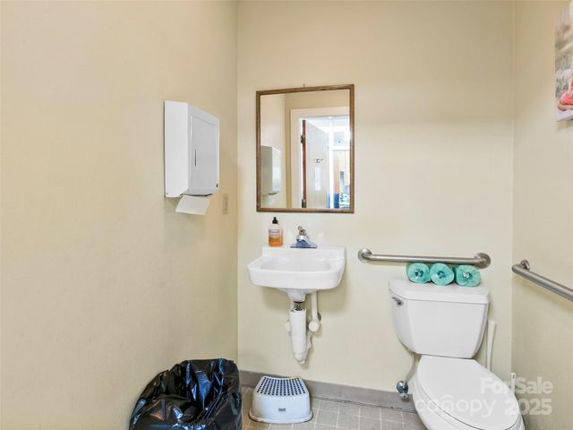 157 Medical Park Drive, Brevard, NC 28712