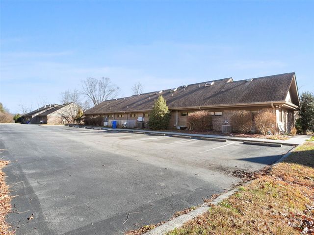 157 Medical Park Drive, Brevard, NC 28712