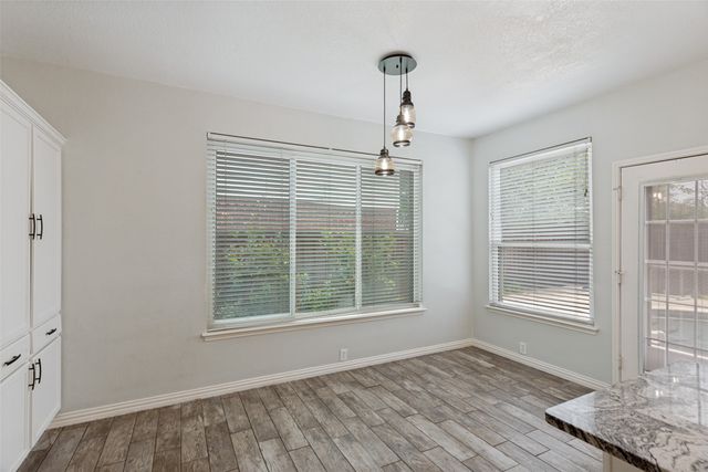 4812 Parkmount Drive, Fort Worth, TX 76137