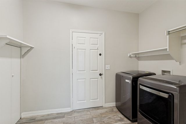 4812 Parkmount Drive, Fort Worth, TX 76137