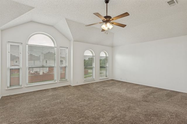 4812 Parkmount Drive, Fort Worth, TX 76137