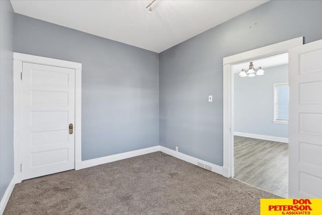 264 N Logan Street, Fremont, NE 68025