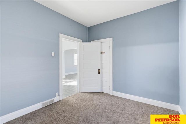 264 N Logan Street, Fremont, NE 68025