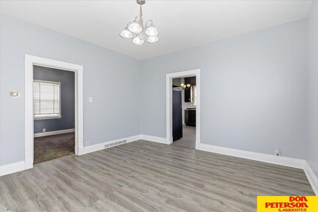 264 N Logan Street, Fremont, NE 68025