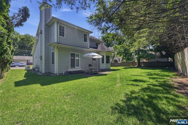 137 6th Street, Cresskill, NJ 07626