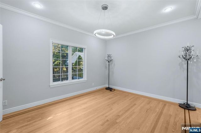 137 6th Street, Cresskill, NJ 07626